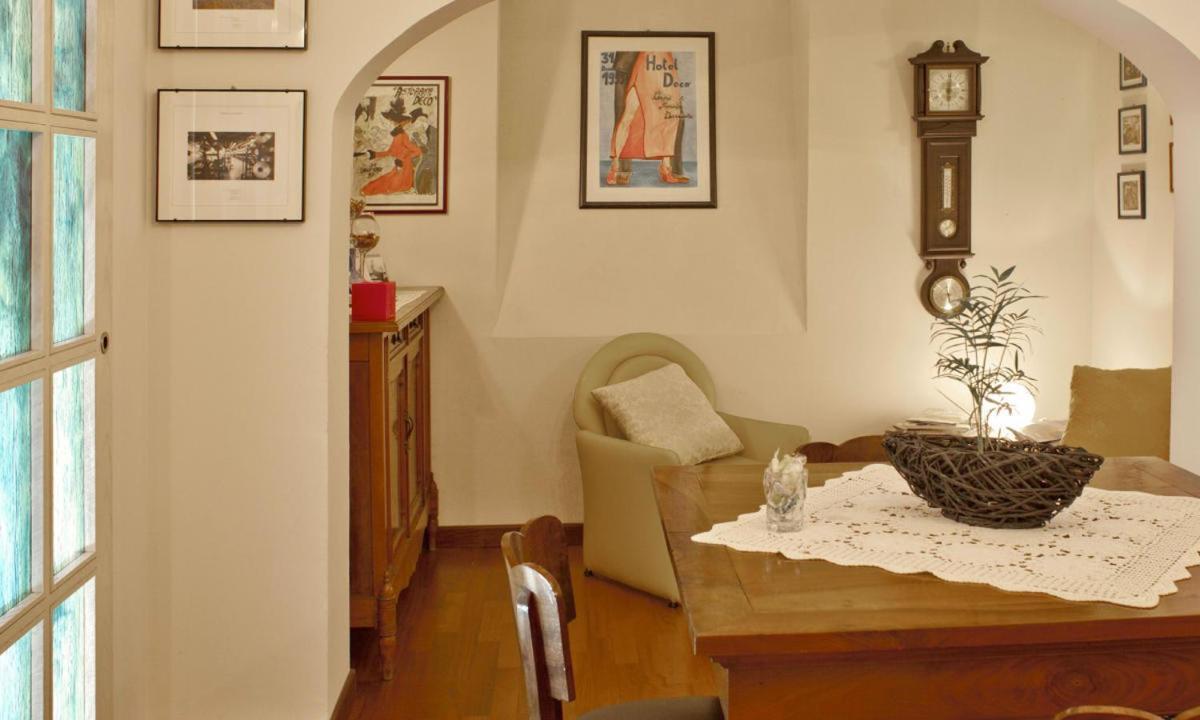 Deco Hotel Перуджа Екстериор снимка